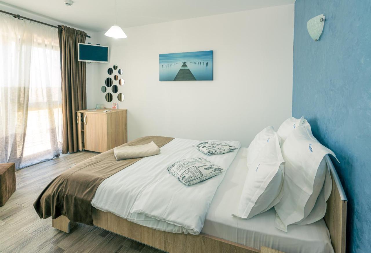 Casa In Culori Vama Veche Hotel Екстериор снимка