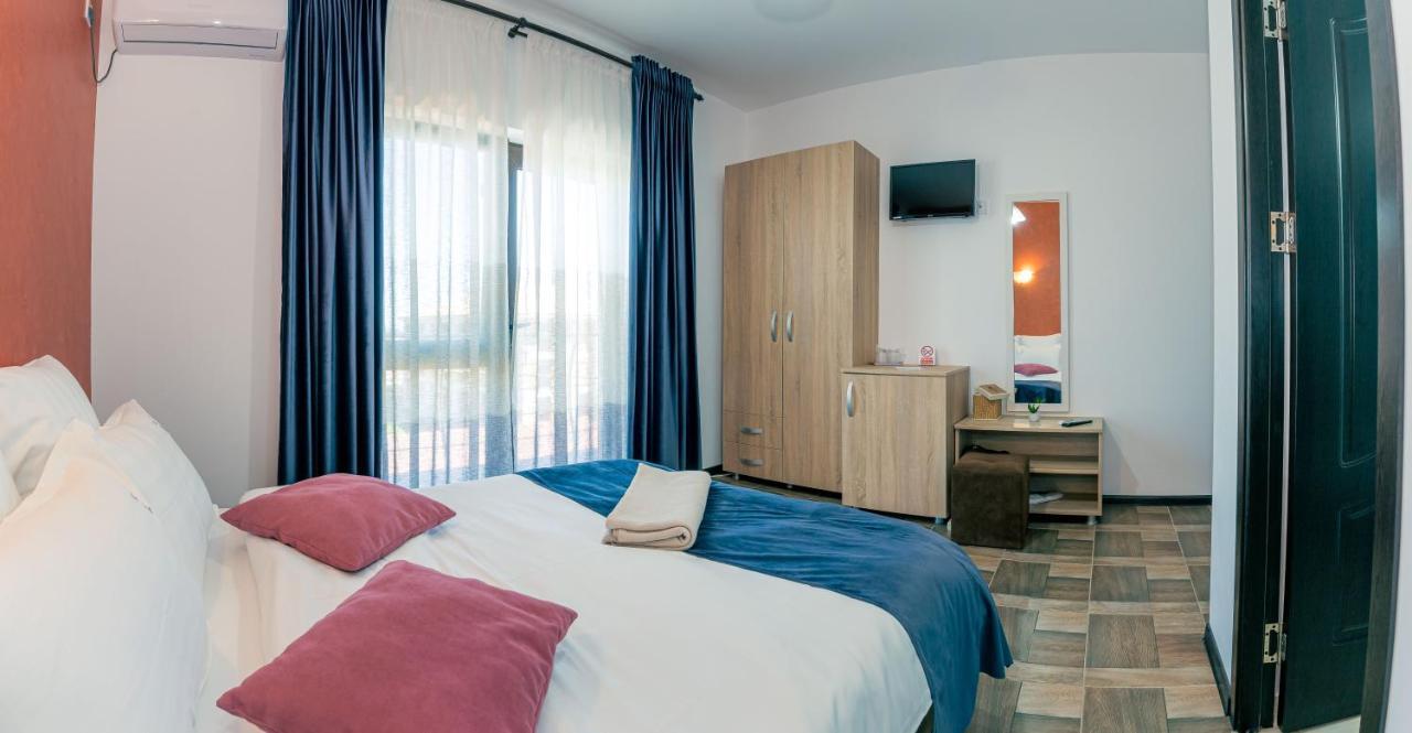 Casa In Culori Vama Veche Hotel Екстериор снимка